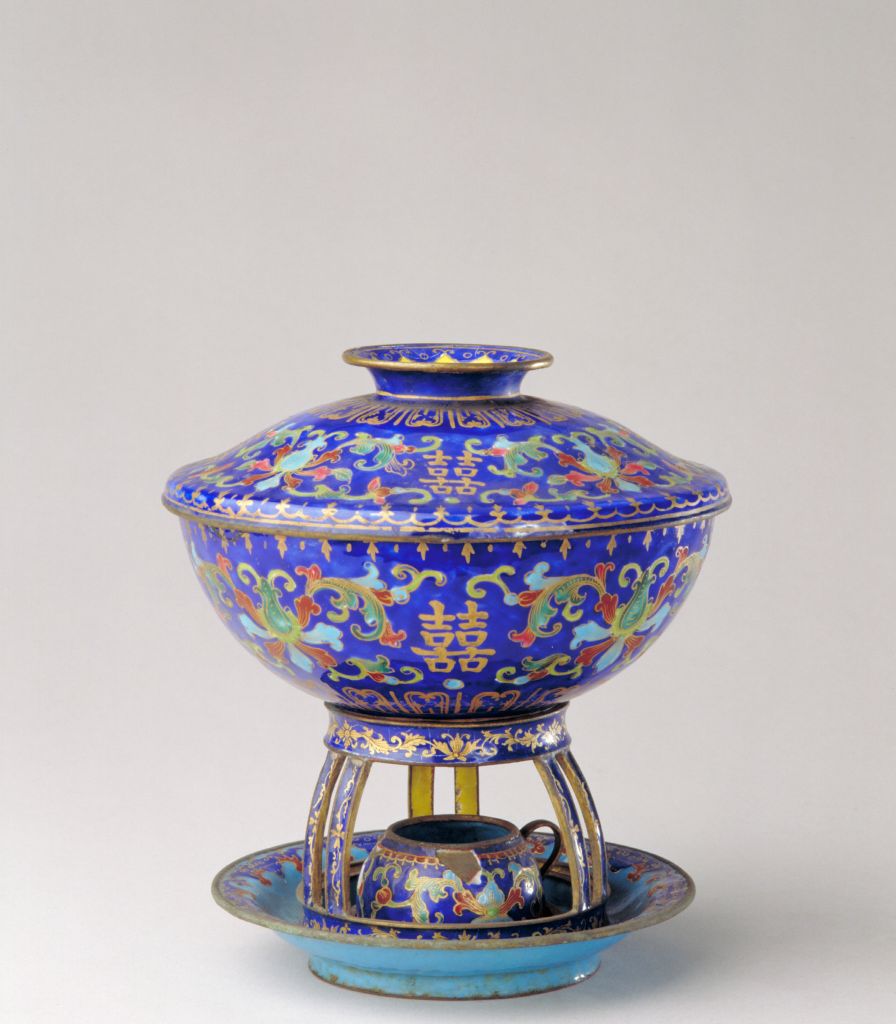 图片[1]-Warm bowl painted with enamel happy character and precious phase pattern-China Archive